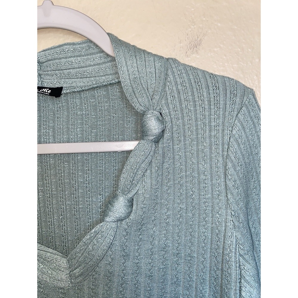 Miss Me Top Women Green Crochet V-Neck Long Sleeve Knotted Large  Stripe Western - Picture 5 of 8